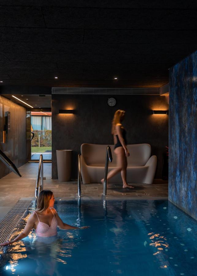 Hotel Torremirona Golf & Spa Navata Exteriör bild