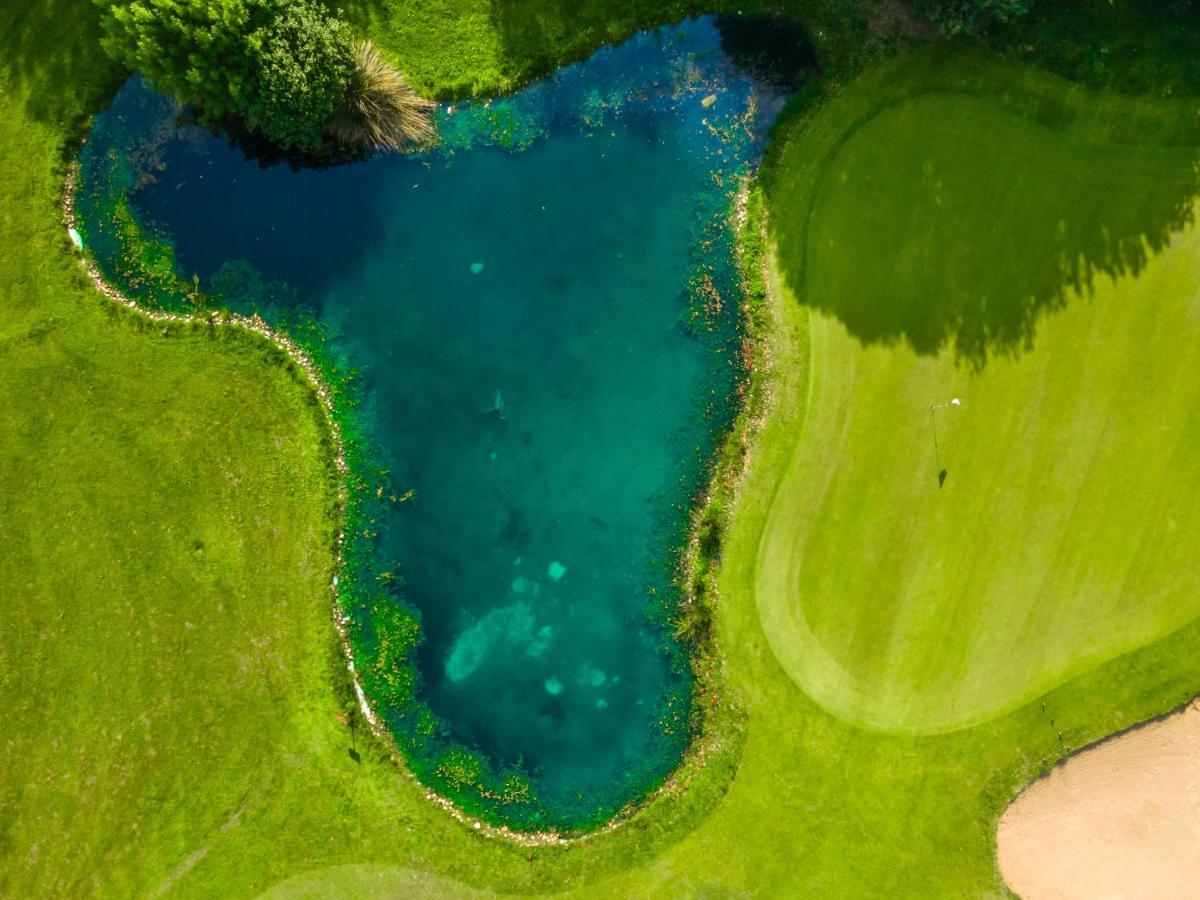 Hotel Torremirona Golf & Spa Navata Exteriör bild