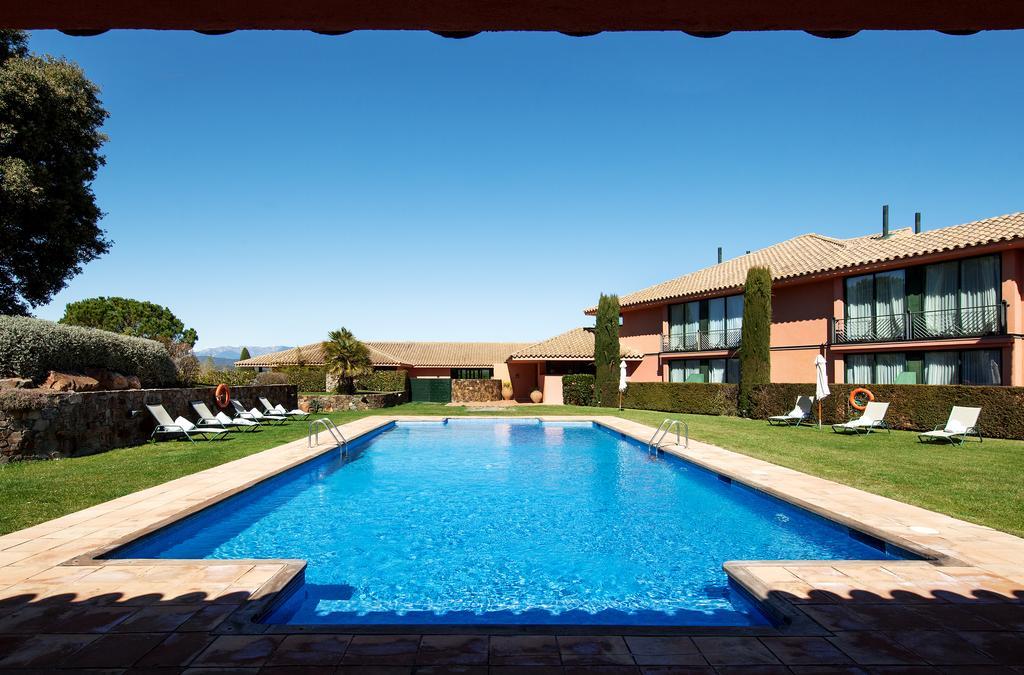 Hotel Torremirona Golf & Spa Navata Exteriör bild